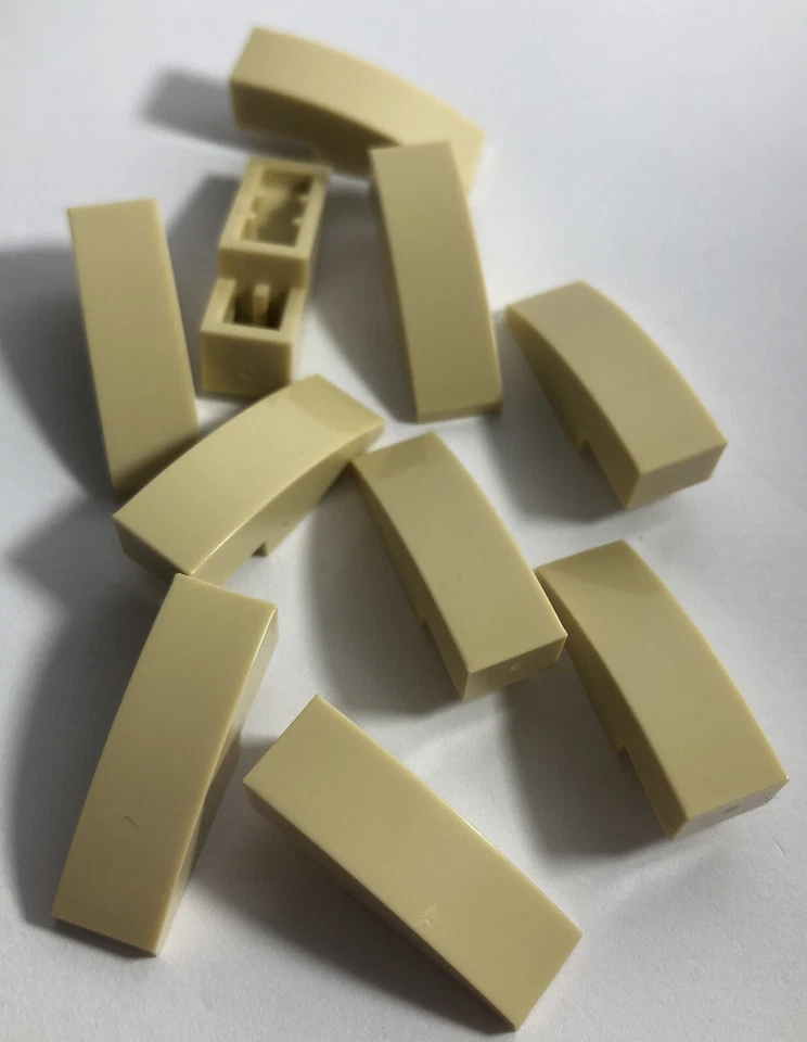 10 x LEGO Part 50950 Curved 3 x 1 No Studs, Light Tan, excellent used condition - Image 1 of 1