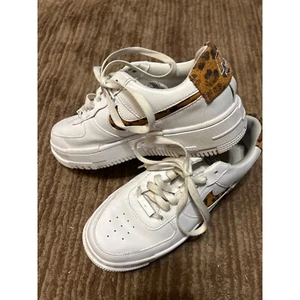 Nike Aif Force Pixel 1 Leopard Accent Casual Fashion Sneakers Women's Size 8 - Picture 1 of 6
