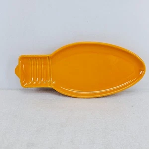FIESTA christmas 10.5" LIGHT BULB butterscotch HOLIDAY appetizer snack PLATE 1st - Picture 1 of 4