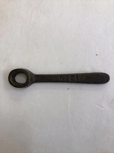 Vintage metal Tool No 21 round  Wrench ? - Picture 1 of 4