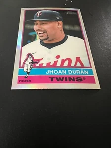 2025 Topps Heritage Silver Chrome Refractor Jhoan Duran #74 Minnesota Twins - Picture 1 of 2