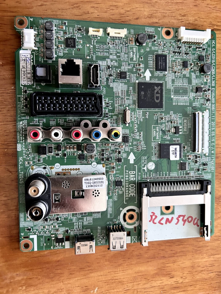 LG 32LN540U 32" LED TV EAX64891306 1.1 EBT62385672 Pantalla - LC320DXE Foto 1 de 1