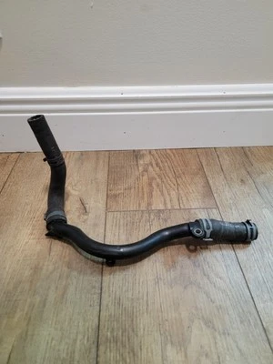 05-2018 Audi A4, S4, A5, S5, Q5, SQ5, A6, A7, Q7, A8 3,2 L 3,0 L mangueras de tubo de refrigerante del motor Foto 1 de 4