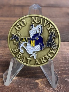 GO NAVY BEAT ARMY US Annapolis NAVAL ACADEMY CHALLENGE COIN - Awesome - Picture 1 of 4