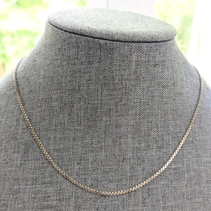 Vintage Signed 925 Sterling Silver Dainty Delicate Box Link Chain Necklace - Picture 1 of 4