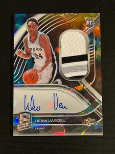 2020 Panini Spectra Astral Prizm Patch Autograph Devin Vassell Rookie RPA /35 - Picture 1 of 2