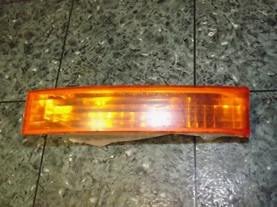 96-98 OEM Acura TL Sedan UA1 UA2 front bumper turn signal light 045-4004 R 4004R - Image 1 of 4