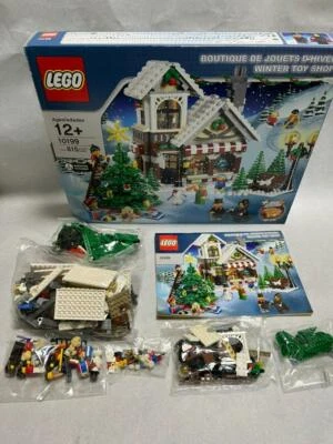 LEGO Creator Christmas set Winter Village #10199 - Image 1 of 2