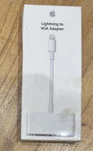 Genuine Apple Lightening To VGA Adapter (For iPhone, iPad) - Zdjęcie 1 z 5