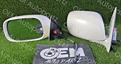 Пара оригинальных электрических боковых зеркал для дверей Lexus LS430 2001-2006 годов выпуска от оригинального производителя JDM б/у - Изображение 1 из 4