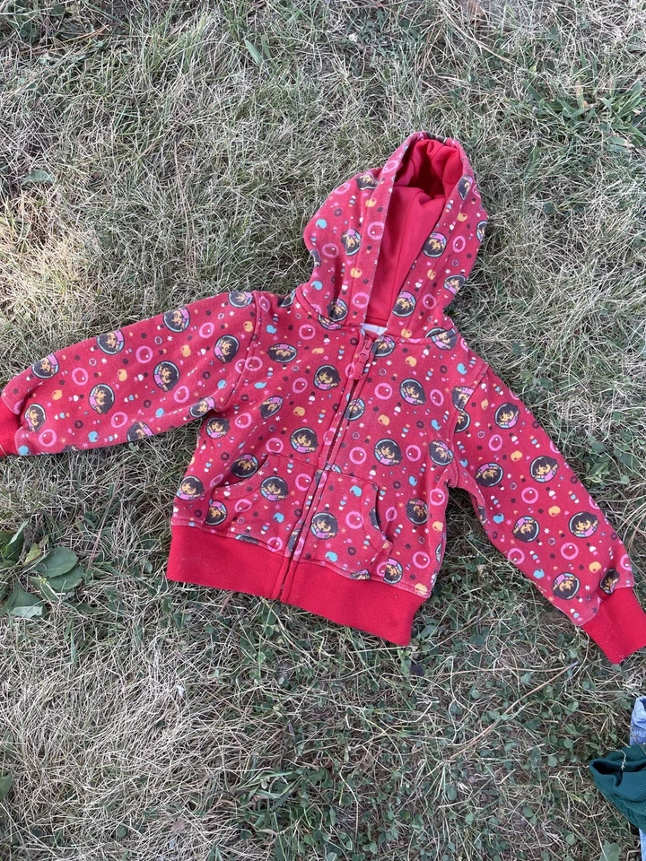 Chaqueta con capucha 2008 Y2K Dora The Explorer AOP talla 4 niños Foto 1 de 3