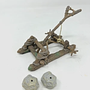 Ewok Village 2013 lanzador catapulta k-mart conjunto de arte ambas rocas Star Wars Hasbro - Imagen 1 de 3