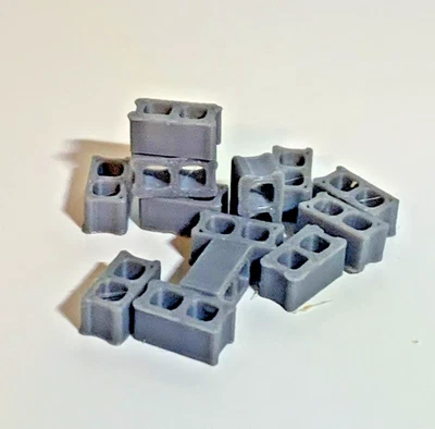 O Scale Concrete Miniature Cinder Blocks X30 - Train Gray (O Scale, set of 30) - Image 1 of 2