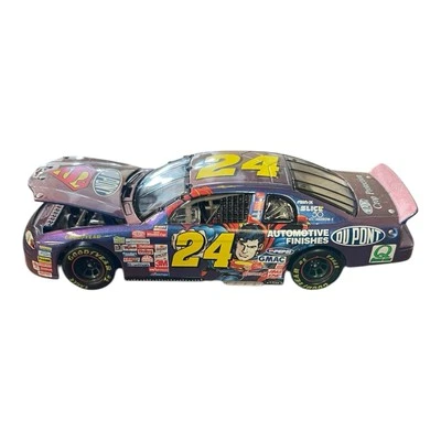 Jeff Gordon #24 DuPont Superman Monte Carlo ação escala 1:32 die cast - Imagem 1 de 4