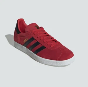 Adidas Gazelle Manchester United Mens Suede Shoes IE8503 - NEW  Multiple Sizes - Picture 1 of 6
