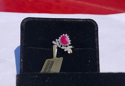 14K HEART TOP QUALITY BURMESE RUBY AND DIAMOND RING — ENGAGEMENT RING POSSIBLE? Foto 1 de 2