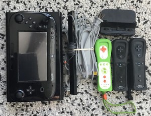 Nintendo Wii U Console System! Black 32GB w/ 3 Motion plus Controllers