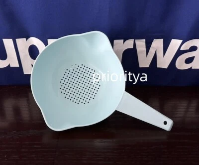 Tupperware 1 Qt Small Classic Colander Strainer Pour Spout in Baby Blue New - Image 1 of 3