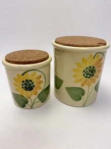 Vintage set Ceramiche Alfa Sunflower canisters x2 made in Italy 14cm 11cm cork - Picture 1 of 15