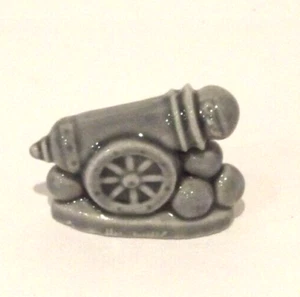 WADE WHIMSIES RED ROSE TEA FIGURINE CIRCUS SERIES HUMAN CANNONBALL - Picture 1 of 5