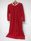 VINTAGE KAYSER RED VELVETEEN LADIES ROBE with SNAP FRONT & CROCHET COLLAR SZ M