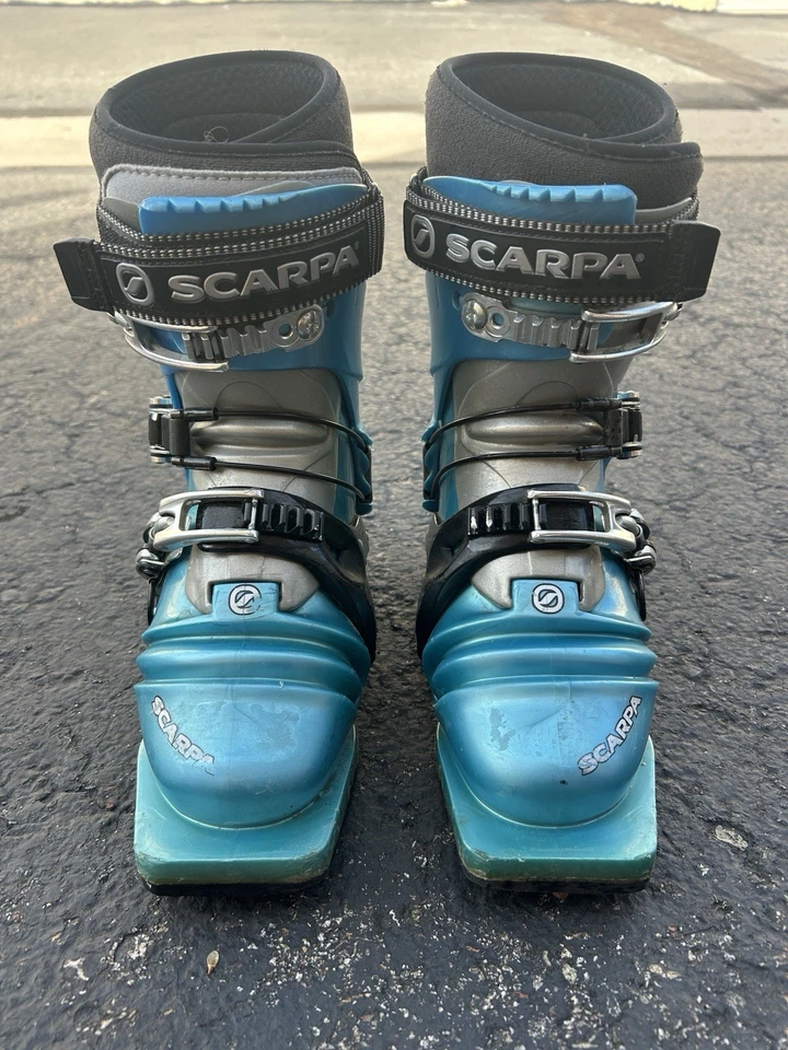 Botas de esquí Scarpa T2X Telemark para mujer, talla 23,0 Mondo (US: 6 para mujer) 3 pines 75 mm Foto 1 de 4