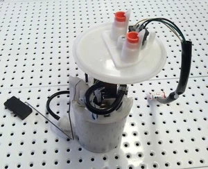 GENUINE QUALITY FUEL PUMP ASSEMBLY SAAB 9-3 S, TS 1999-10/2001 2.0L B204E Turbo - Picture 1 of 5