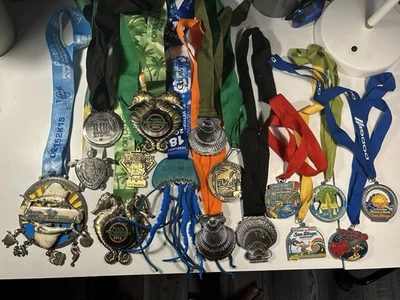 Lot Of  16 Medals From A1A Fort Lauderdale Marathon And San Diego Marathon - Image 1 of 4