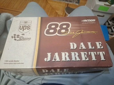 Camión de transporte Action Diecast 2001 Dale Jarrett #88 con coche NASCAR #1/504 NUEVO EN CAJA Foto 1 de 3