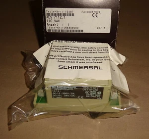 Schmersal AES 7112.1 Safety Control Module AES7112.1 NEW - Picture 1 of 6