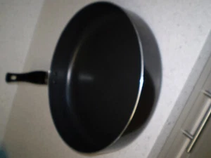 Standard Non-Stick Black 12" Frying Pan - Picture 1 of 3