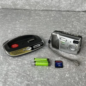 Kodak EasyShare CX4200 2.0MP LCD Digital Camera & Dock 2GB Memory Silver Tested - Picture 1 of 17