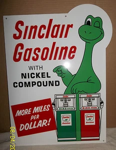 Sinclair W/Nickel Gas Sign, Nice Dino Figure, Great Color and Graphics - Picture 1 of 4
