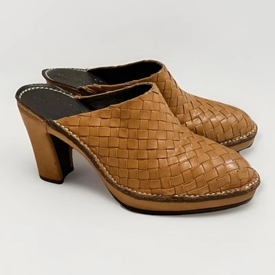 NUEVO SIN ETIQUETAS Donald Pliner Ocupado Tejido Tacón Zueco Zapatos Cuero Tostado 7.5 Y2K Boho Foto 1 de 4