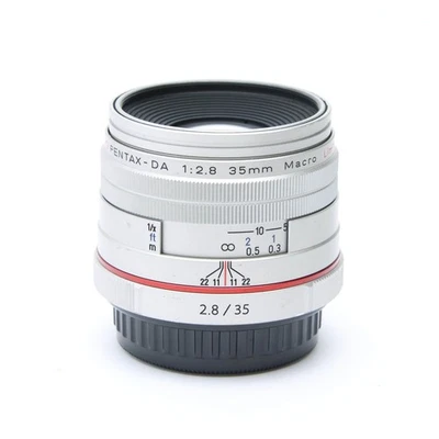 Pentax HD DA 35mm F/2.8 Macro Limited Silver (APS-C / K mount) #249 - Image 1 of 4