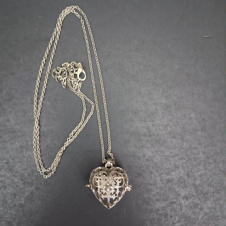 Medallón Corazón Abreble Plata Gitano Amor Renacimiento Medieval Recuerdo Foto 1 de 4