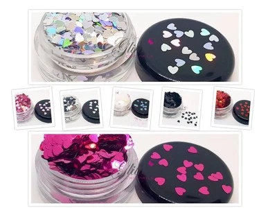 GLITTER CHIC NAILS 25G HERZFÖRMIGER HOLOGRAFISCHER REGENBOGEN UND METALLISCHER GLITZER FÜR NAIL ART
