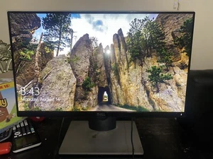 Dell Inspiron 3252 6th Gen Pentium 4gb RAM 500gb HDD Windows 10 - Picture 1 of 8