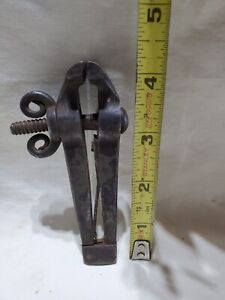 Vintage Unmarked Forged Hand Vise Clamp Jewelers Machinist Welding 4.25"