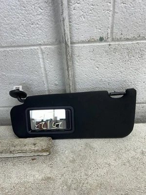 Parasol Lexus Es350 2022 lado izquierdo conductor tela negra con espejo iluminado  Foto 1 de 4