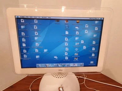 Apple iMac G4 17-inch Desktop with Keyboard and Mouse - Image 1 of 4