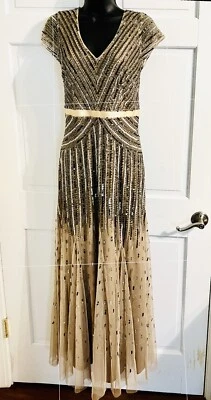 Adrianna Papell Women's Beaded V-Neck Gown Sz 8 - Image 1 of 4