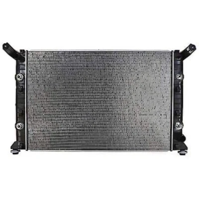 Carquest 散热器 813301 适用于雪佛兰索罗德郊区 GMC Sierra ('11-'19) — 第 1/4 张图片