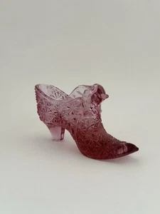 Vintage Fenton Cat Head Daisy & Button Pink Glass Victorian Slipper - Picture 1 of 10