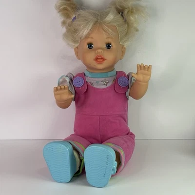 Muñeca interactiva Mattel Little Mommy Play All Day 2005 vintage niño habla Foto 1 de 4