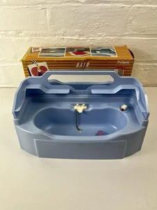 Sindy bathroom Set 80s Blue Excellent Condition Boxed, Missing Some Parts #250 - Picture 1 of 8