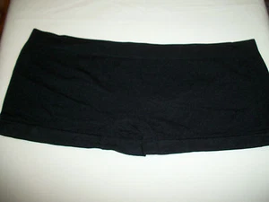 LADIES SEAMLESS BOYSHORT BRIEF PANTY SIZE 8 / XL BLACK BY ICY HOT SHAPEWEAR - Picture 1 of 3