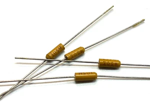 4pcs -KEMET 1uF 50V 20% Axial Solid Leaded Tantalum Capacitor T322B105M050AS - Picture 1 of 5