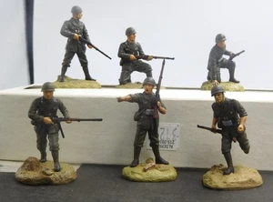 Forces of Valor 1/32 Scale WWII Italians Six Different Figures - Picture 1 of 3