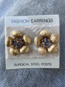 VINTAGE BEAUTIFUL DESIGNER SIGNED NAPIER GOLD TONE  EARRINGS - Picture 1 of 5